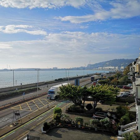 Whole Flat Next To Dover Port With Parking Buitenkant foto